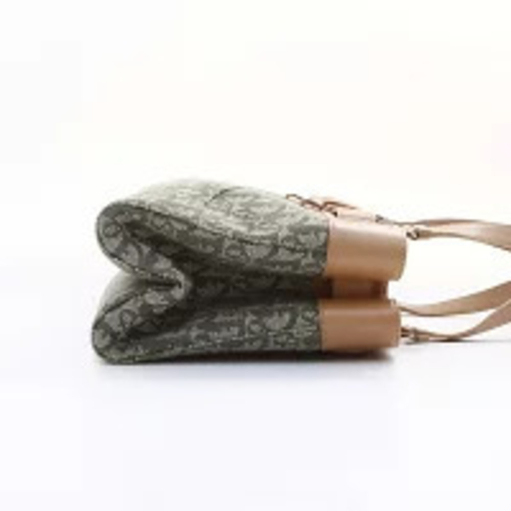 Christian Dior Trotter Handbag Green - Picture 5 of 13